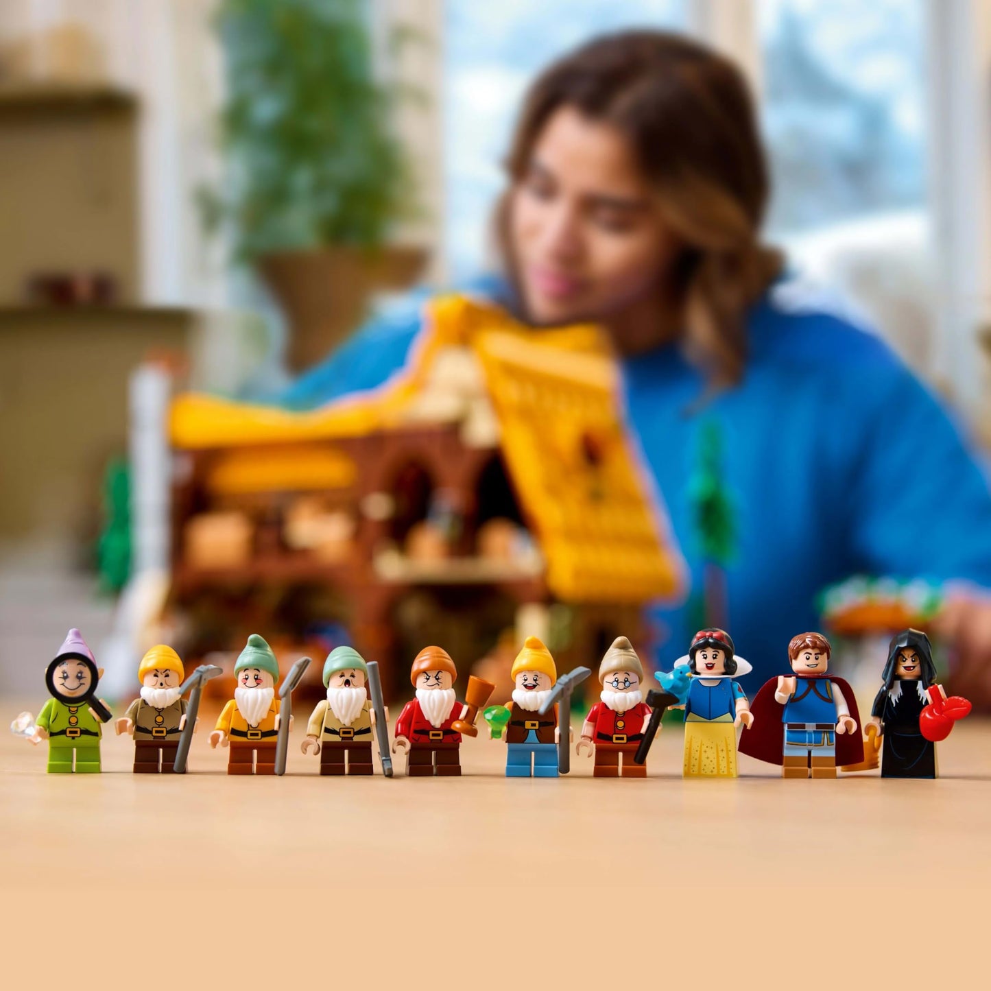 Lego Disney 43242 - Snow White and The Seven Dwarfs' Cottage