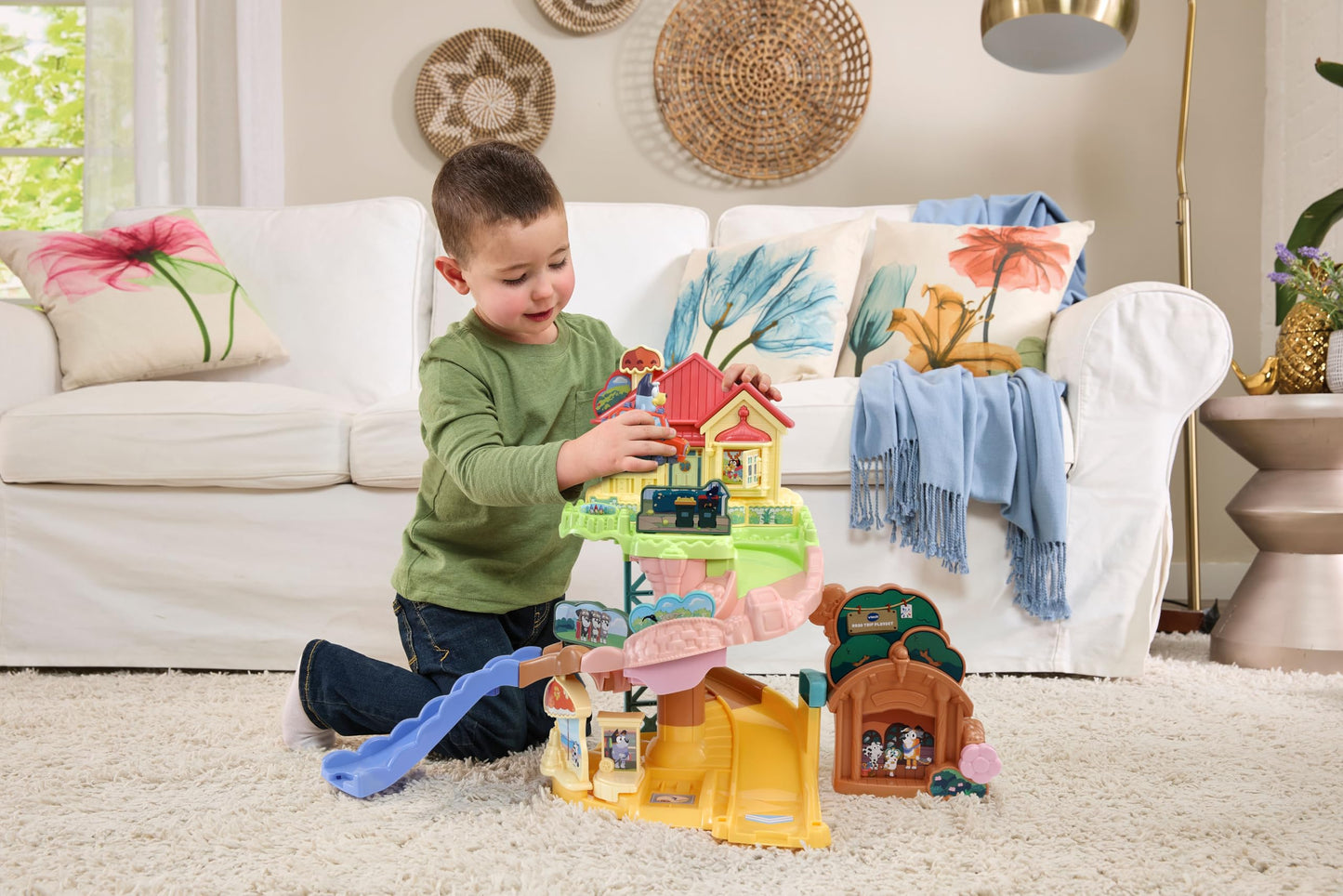VTech Toot-Toot Drivers Road Trip Play Set, Bluey Playset includes Toy Car, Vehicle Tracks for Kids with Lights and Sounds, For Toddlers, 12 Months, 2, 3, 4+ Years, English Version