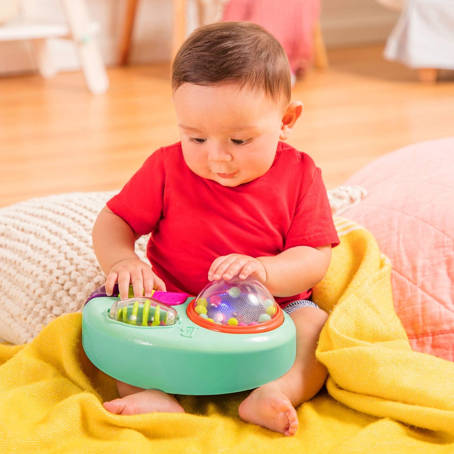 B. toys – Baby Activity Station – High Chair Suction Cup Toy with Music & Lights – Sensory Activity Center – Developmental Toys for Babies, Infants – whirly pop – 6+ Months