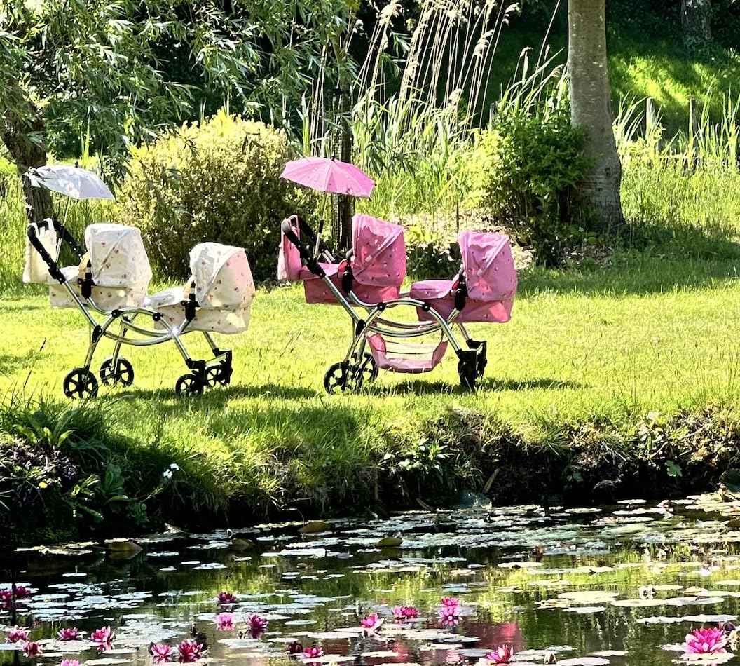 Roma Darcie Twin Dolls Pram in Pink with Adjustable Handle,Dolls Pushchair, Lightweight Dolls Double Buggy, Twin Pram for 3-16 Years, Fits 18 Inch Dolls, Ideal For Christmas, Birthdays and Reborns