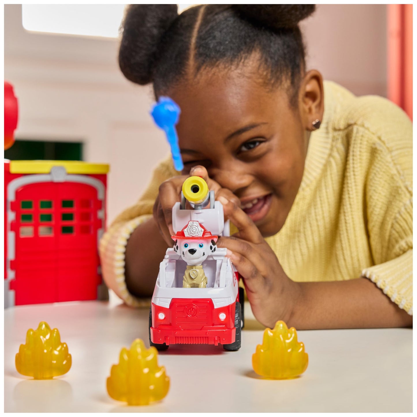 Paw Patrol Fire Rescue Command Center with Marshall Figure, Rescue Fire Truck, Lights, Launcher and Sound Fx, Kids Toys for Boys & Girls Ages 3 and Up