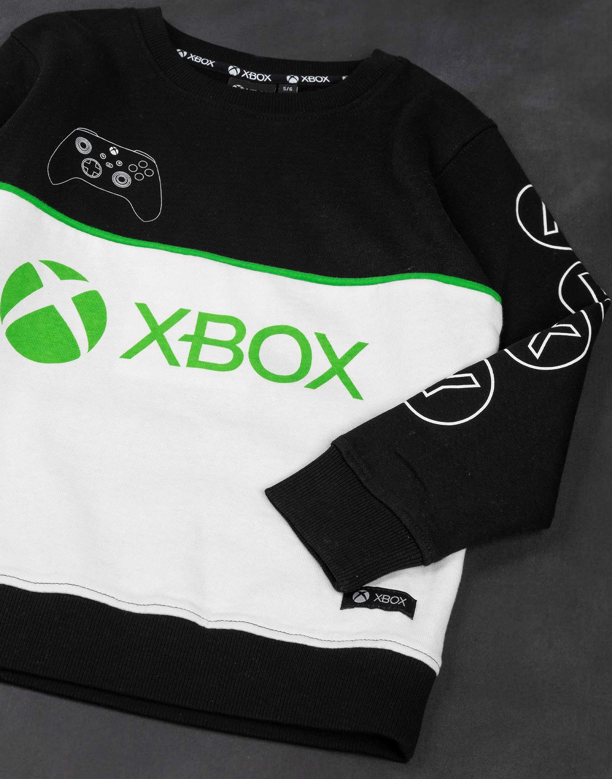 Xbox kids black and green sweatshirt featuring a game controller graphic, perfect for boys and girls aged 14-15 years.