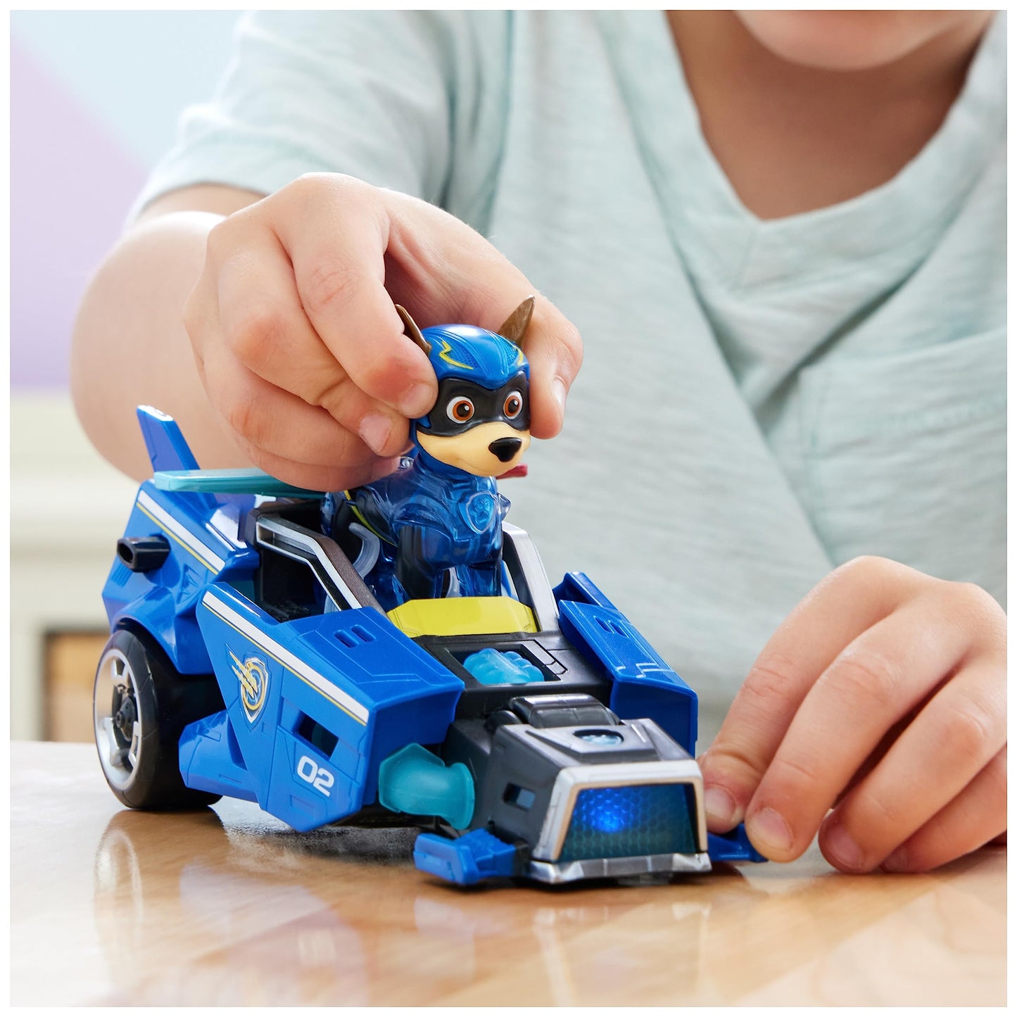 PAW Patrol: The Mighty Movie Toy Car with Chase Mighty Pups Action Figure, Lights and Sounds, Kids’ Toys for Boys and Girls 3+