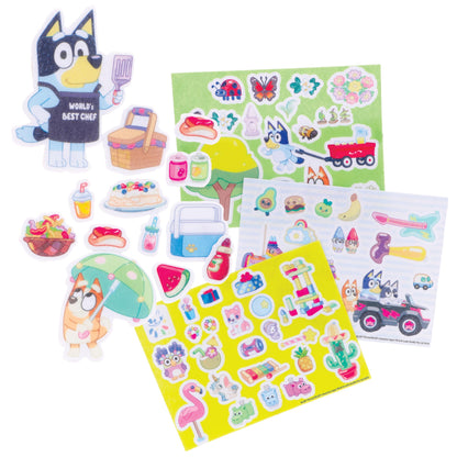 Toyland® 96 Piece Bluey Felt Activity Set - Portable Carry Case with 2 Scene Backgrounds - 95 Charcters & Props - Mess Free Imaginative Play Toys - Age 18 Months +