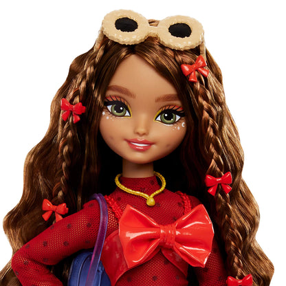 Barbie Dream Besties Teresa fashion doll with brown hair, styling clips, and 10 video game-themed accessories.