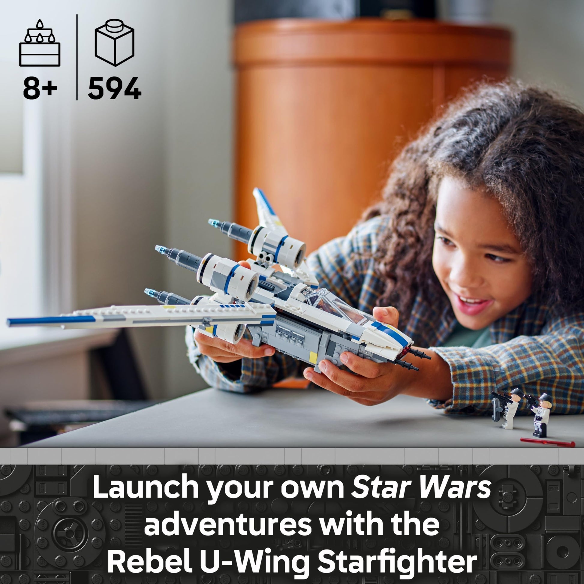 LEGO Star Wars 75399 Rebel U-Wing Starfighter with swing-wing feature and Cassian Andor, K-2SO minifigures.