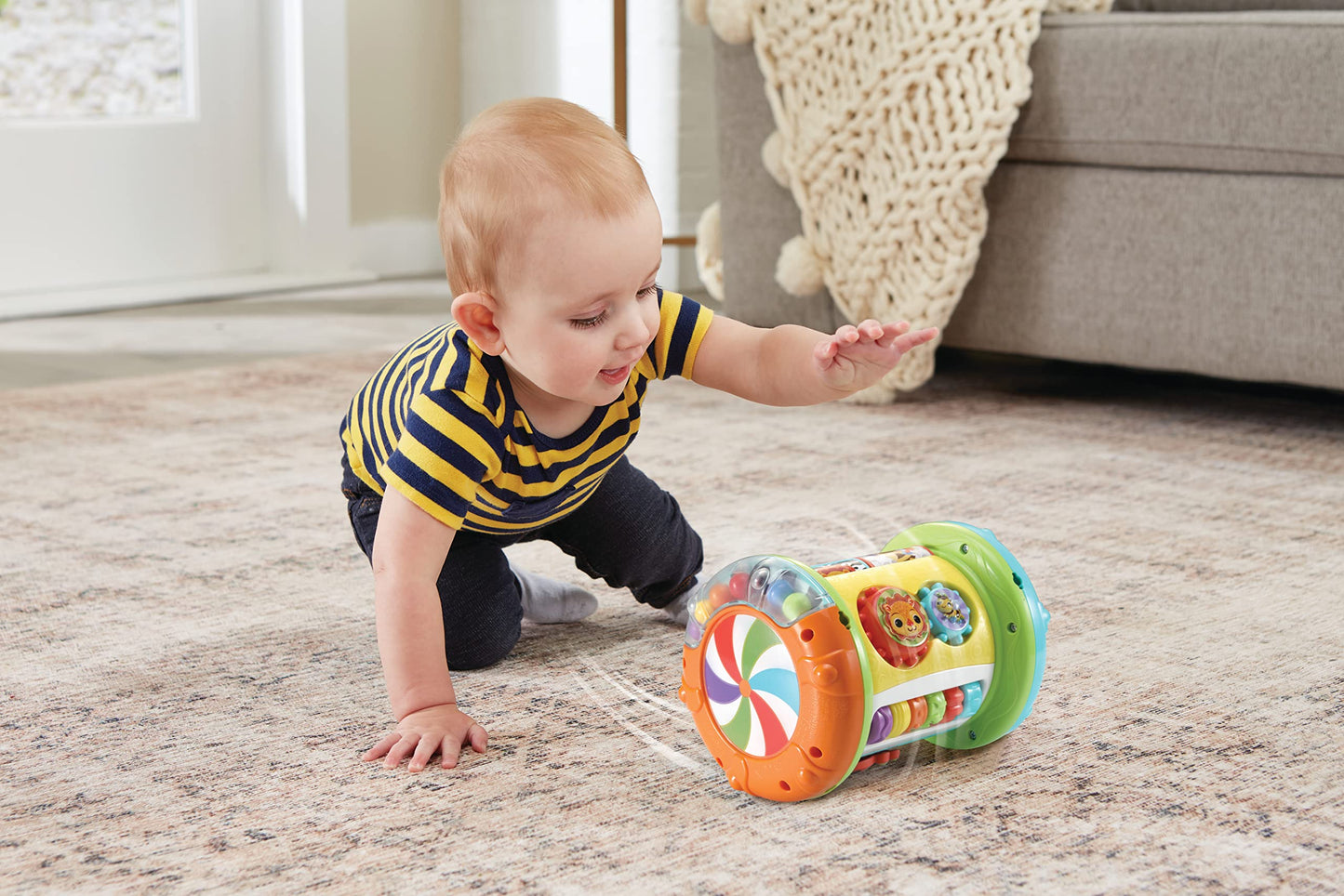 VTech Baby Explore & Discover Roller, Interactive Baby Toy with Gears, Rollers, Beads, Lights & Music, Roll & Push Gift for Infants 6, 9, 12 months +, English version