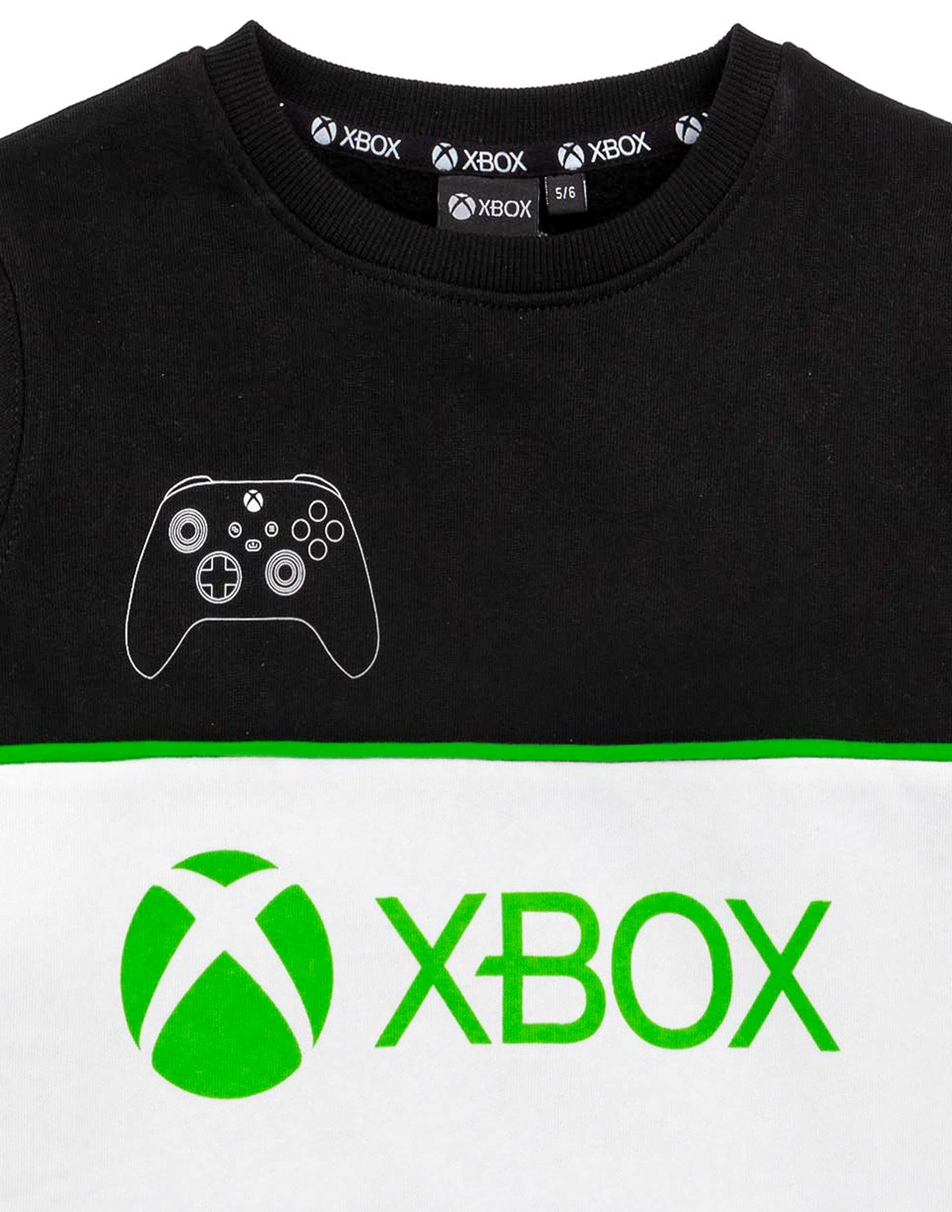 Xbox kids sweatshirt featuring black and green controller design, cozy hoodie for boys and girls aged 14-15 years.