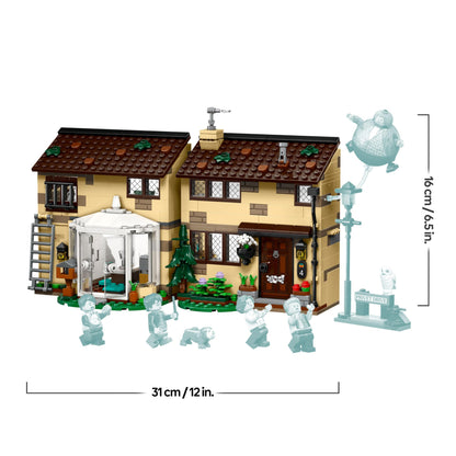 LEGO Harry Potter Privet Drive set featuring Aunt Marge, 5 minifigures, and detailed toy house interior.