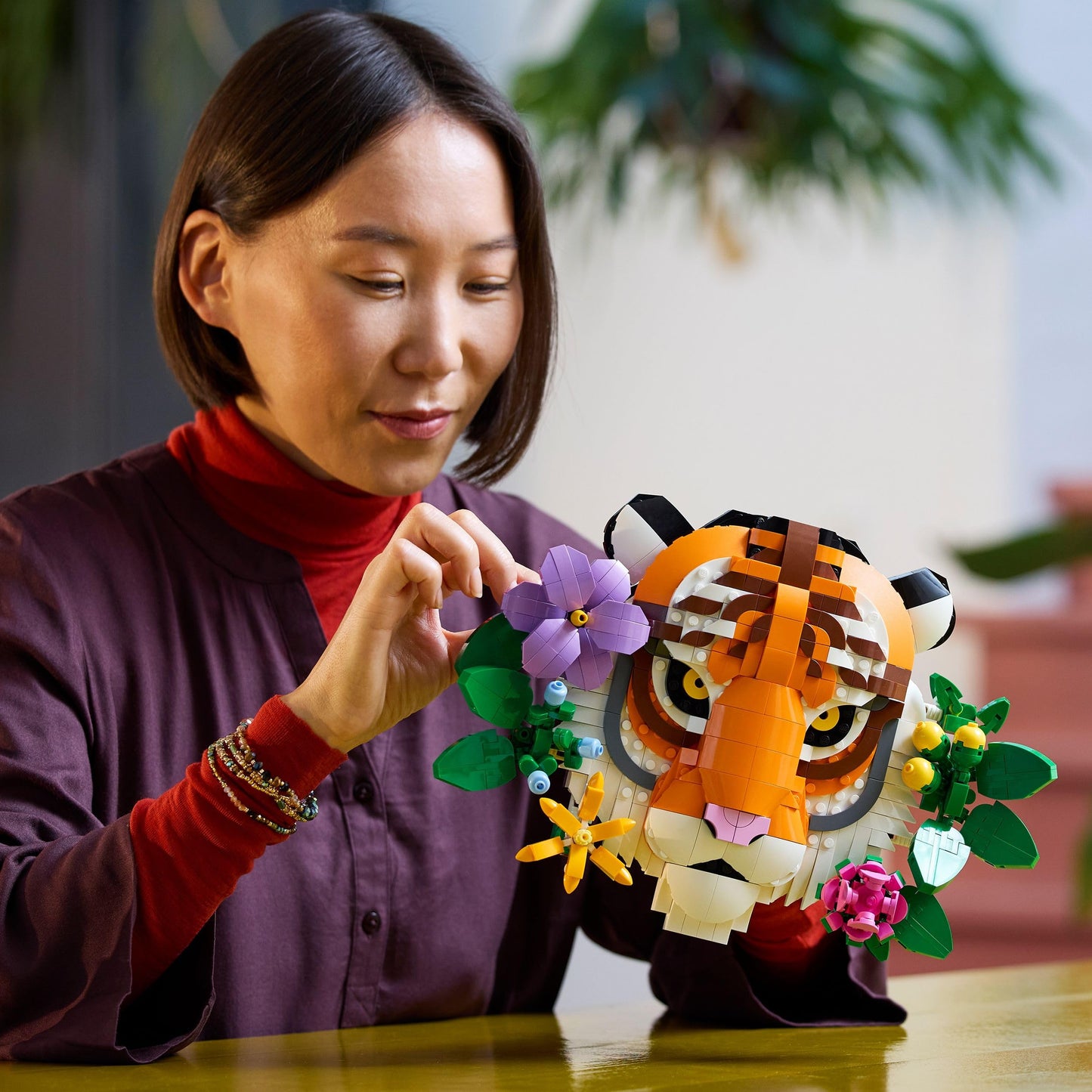 LEGO Art The Fauna Collection Tiger 3D buildable painting with decorative flowers for DIY home or office decor.