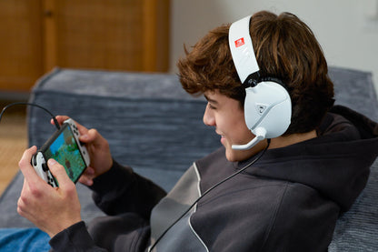 Turtle Beach Recon 70 wired gaming headset with flip-to-mute mic, 40mm speakers, adjustable headband, lightweight design for Nintendo Switch