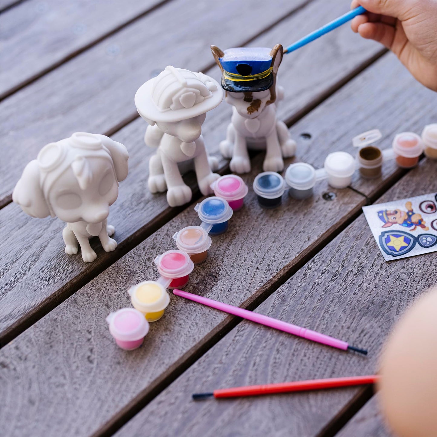Melissa & Doug PAW Patrol Craft Kit - 3 Decorate Your Own Pup Figurines, Multicolor, 33265