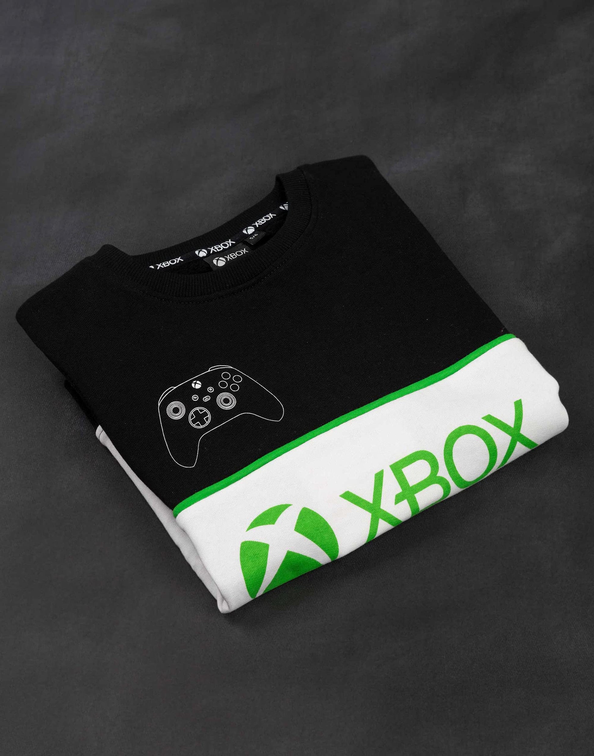 Xbox kids black and green controller sweatshirt featuring a gaming-inspired hoodie for boys and girls aged 14-15 years.