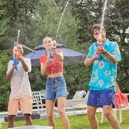 Nerf Super Soaker Flip Fill water blaster in multicolor, 887ml capacity, ideal for garden water games and outdoor fun.