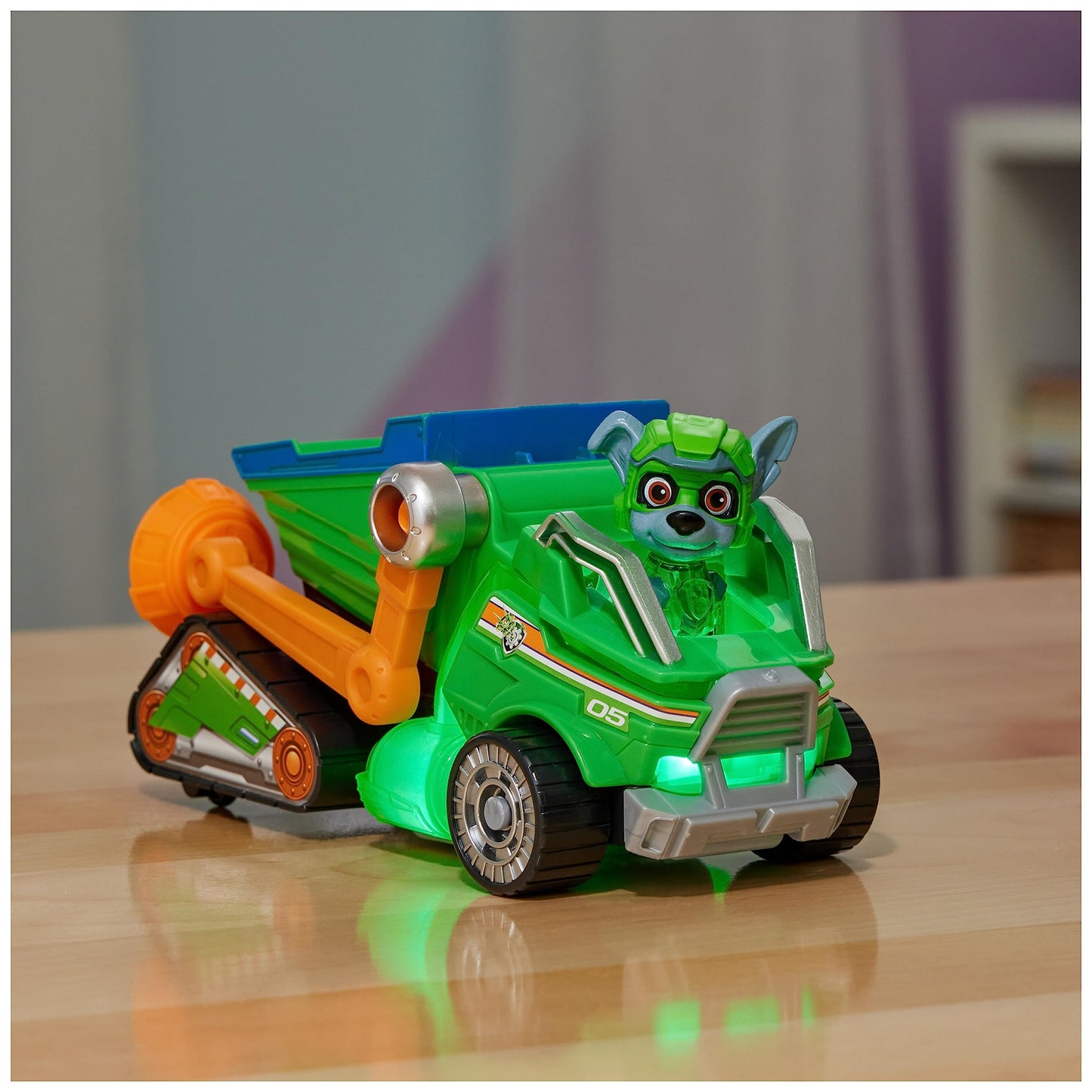 Paw Patrol: The Mighty Movie Toy Recycling Lorry with Rocky Mighty Pups Action Figure, Lights and Sounds, Kids’ Toys for Boys and Girls 3+