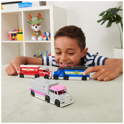 Paw Patrol, True Metal Chase, Marshall and Skye Collectible Big Truck Pups Toy Trucks (Amazon Exclusive) 1:55-Scale, Kids’ Toys for Ages 3 and up