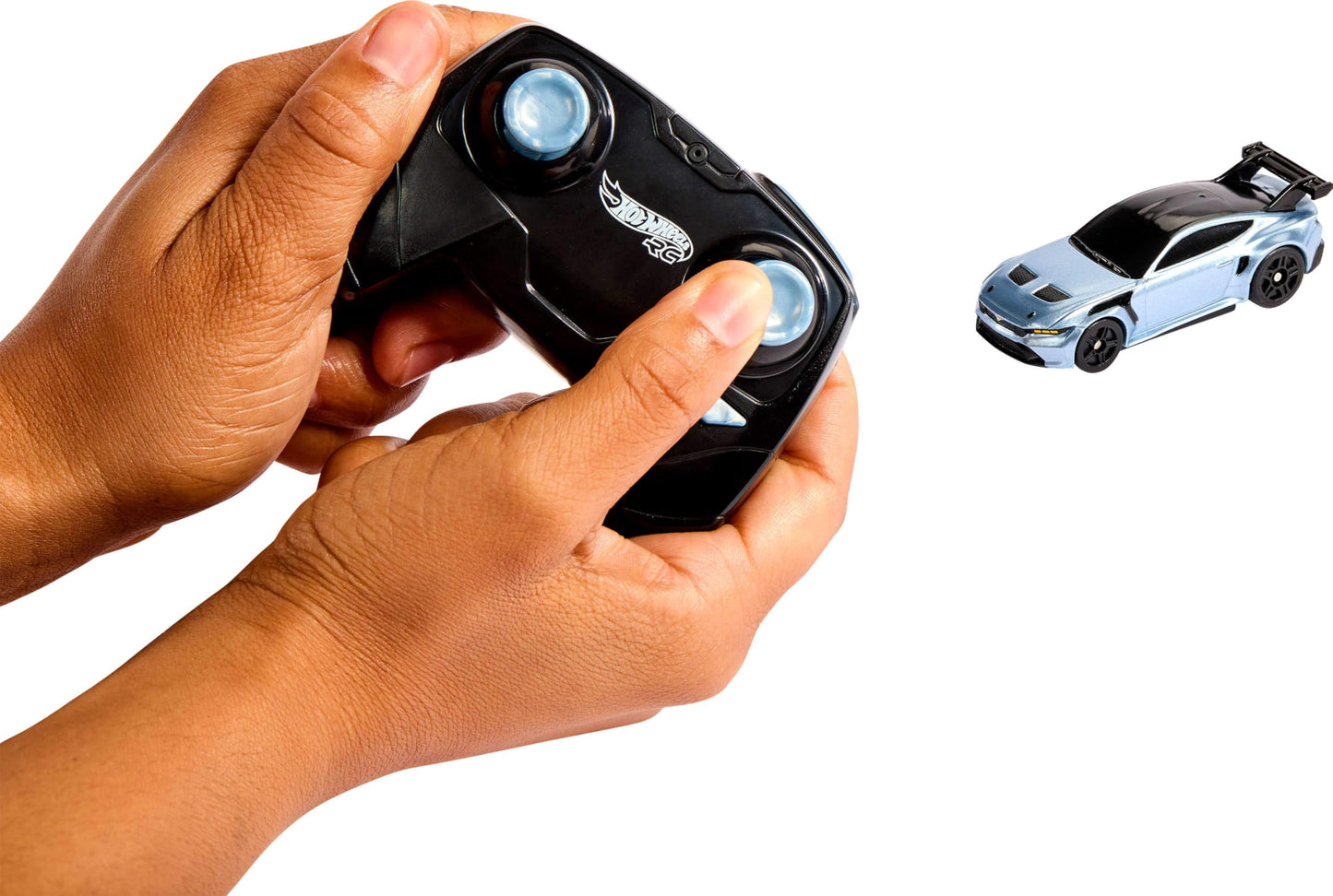 Hot Wheels RC Toy Car, Full-Function Remote-Control 1:64 Scale Ford Mustang, Booster Button to Race & Stunt Onor Off-Track, Recharge with USB Cable