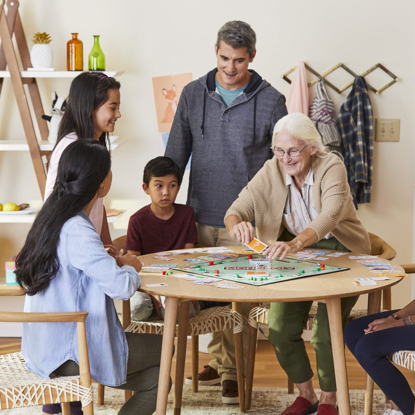Hasbro Gaming Monopoly, Strategy Board Game for 8+ Year Old Kids, 2-6 Players, Family Games for Children and Adults