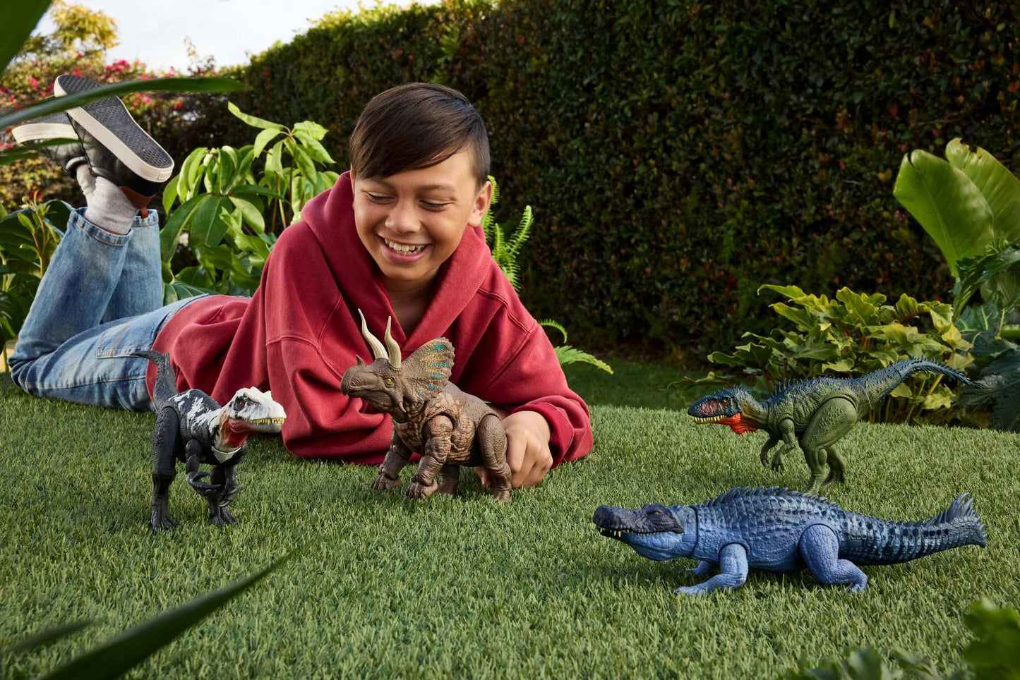 Mattel Jurassic World Rebirth Gigantic Thrashers Eotriceratops Dinosaur Figure Toy, Large Species, 2 Tail Activated Rampage Attacks, Digital Play, JGB93