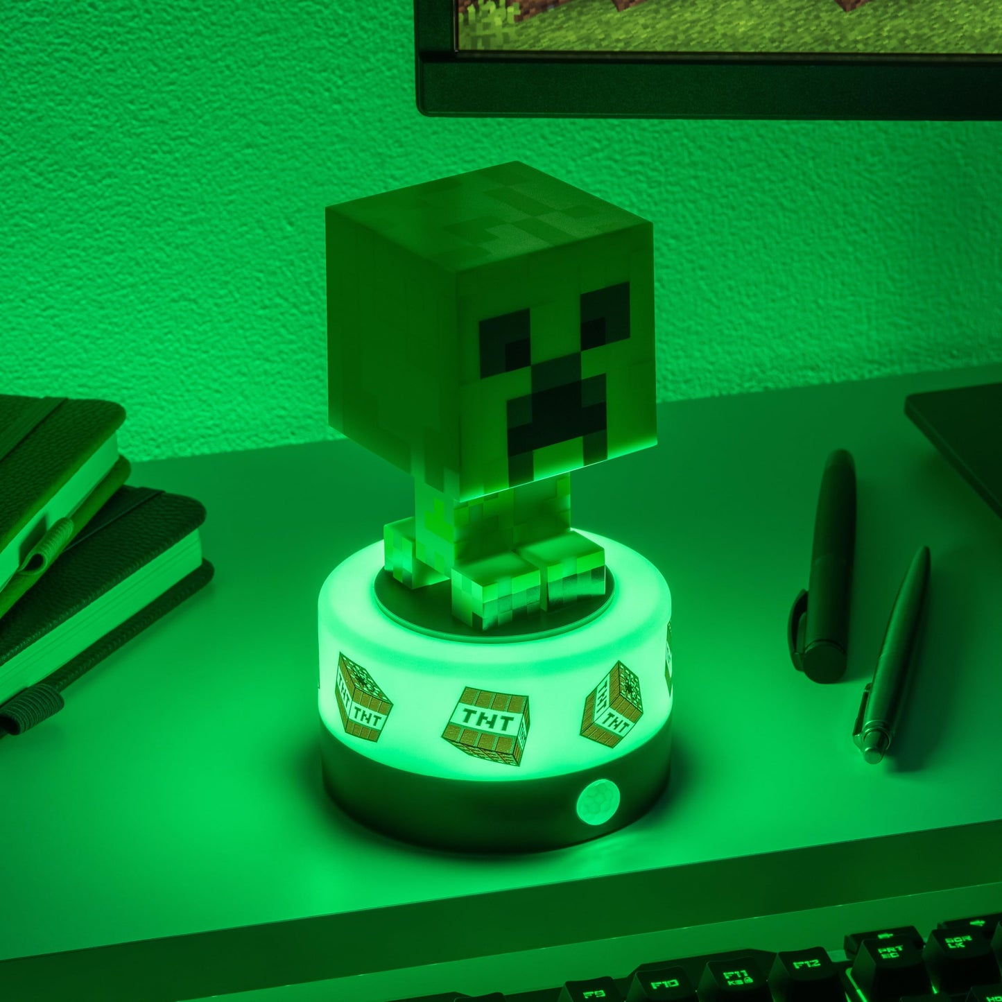 Paladone Minecraft Creeper Motion Sensor Room Guard and Night Light, Officially Licensed LED Lamp and Security Alarm for Kids Bedrooms, Teenagers, Home, Gift for Gamers
