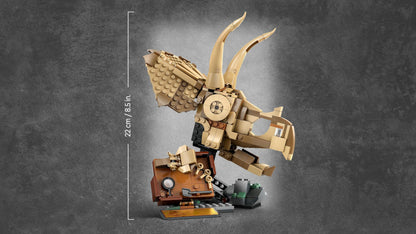 LEGO Jurassic World Dinosaur Fossils: Triceratops Skull Model, Dinosaur Toy for 9+ Year Old Boys & Girls, with Opening Jaw & Display Stand, Birthday Gift Idea 76969