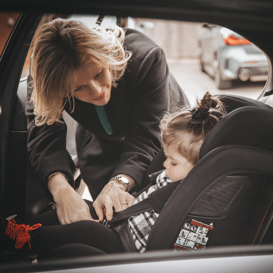 Red Kite Evolve 123 Recline Car Seat R129 iSize - Black