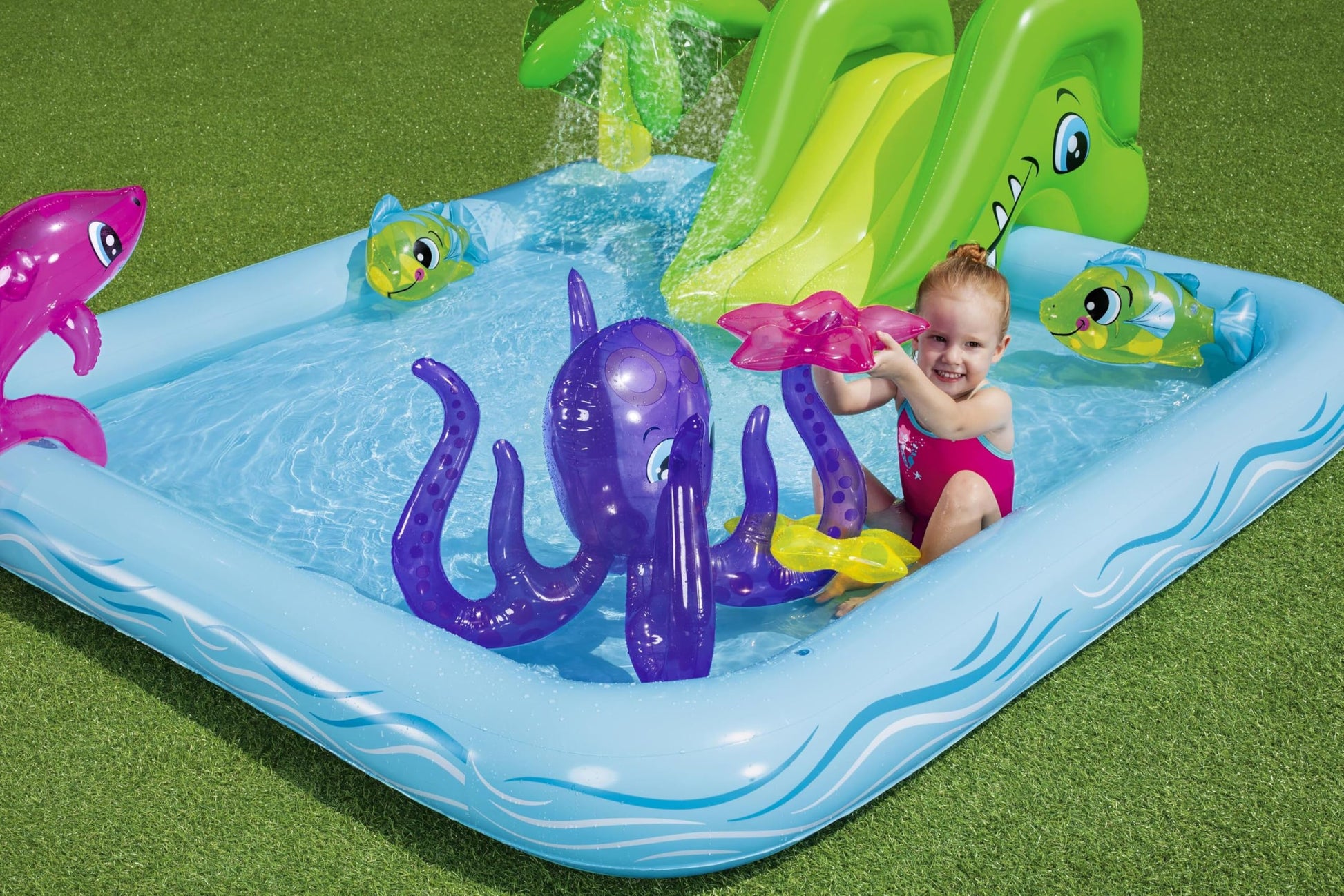 Bestway 7'10" x 6'9" x 34" Fantastic Aquarium Play Center with colorful aquatic designs and inflatable features.