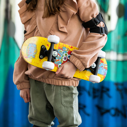 XOOTZ Childs MINI Skateboard 17 INCH