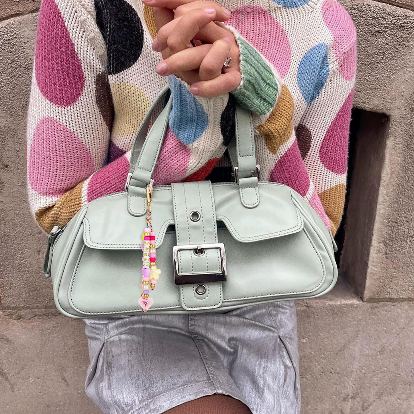 TOVABA 421PCS Beaded Keychain Making Kits for Women and Girls – DIY Acrylic Heart, Star, Flower and Alphabet Beads for Bag Charms, Jewelry Making and Craft Supplies